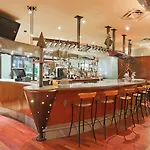 Holiday Inn Niagara Falls-By The Falls By Ihg